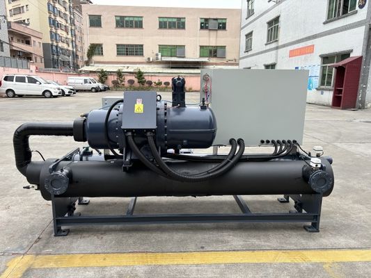 59,5m3/h शीतलन प्रवाह के साथ पानी से ठंडा चिलर 5-35.C तापमान सीमा 380-415V बिजली की आपूर्ति