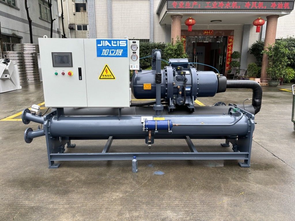 JIALIS 380-415V स्क्रू वाटर कूल्ड चिलर Grundfos/Wilo पंप 5\u2103-35\u2103 टेम्प रेंज
